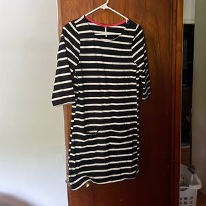Striped 3/4 sleeve dress